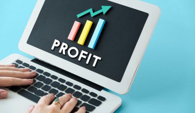 Gross Profit adalah